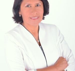 María Altamirano